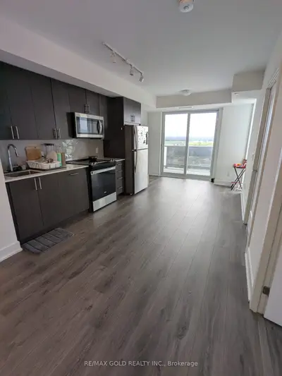 Condo Apartment in Oshawa