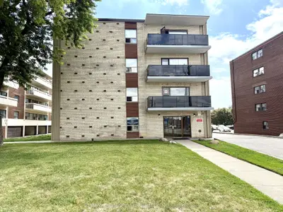 Condo Apartment in Toronto