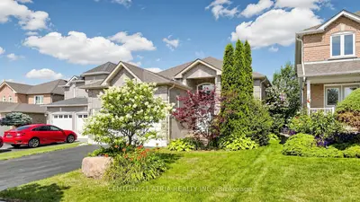 102 Huntington Crescent, Clarington, On L1e 3c5
