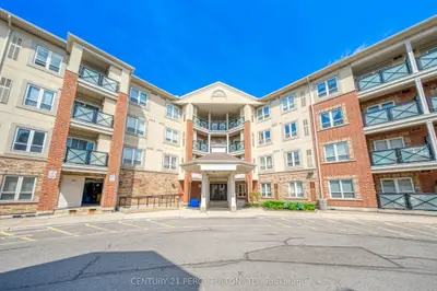 Condo Apartment in Toronto