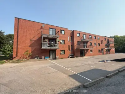 555 Oxford Street 205, Oshawa, On L1j 3v5