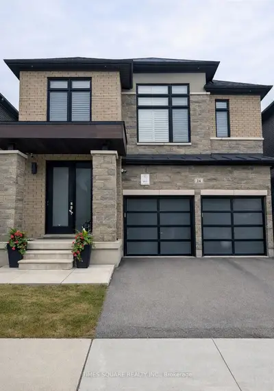 24 Walter Clifford Nesbitt Drive, Whitby, On L1p 0g5
