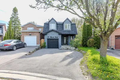 Detached in Oshawa
