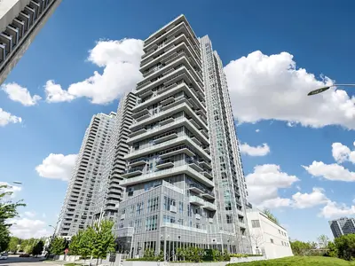 Condo Apartment in Toronto