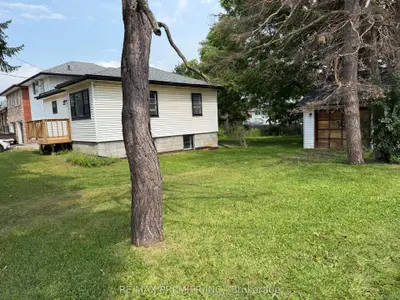 277 Gibbons Street, Oshawa, On L1j 4y5