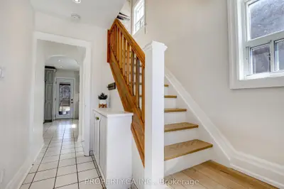 135 Cadorna Avenue, Toronto, On M4j 3x5
