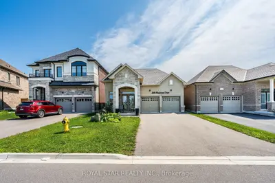 249 Fleetwood Drive, Oshawa, On L1k 3e8