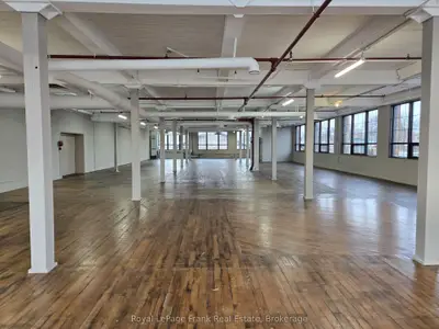 182 Wellington Street 200-a, Clarington, On L1c 1w3