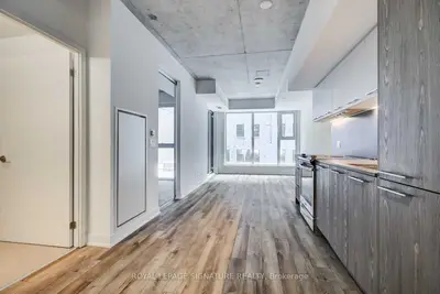 Condo Apartment in Toronto