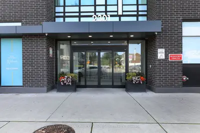 2301 Danforth Avenue 616, Toronto, On M4c 0a7