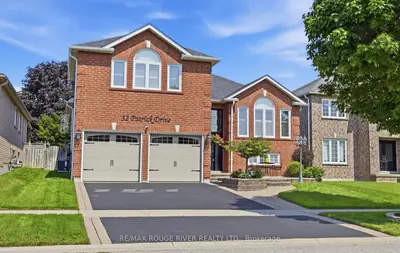 32 Patrick Drive, Whitby, On L1r 2l2
