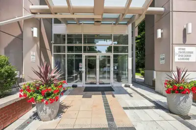 190 Borough Drive 1006, Toronto, On M1p 0b6