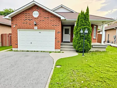 Detached in Oshawa