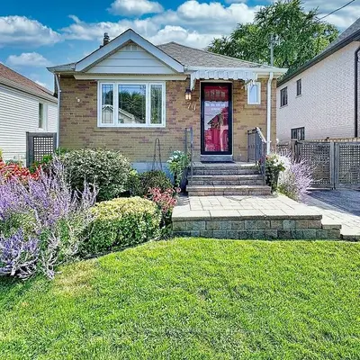 79 Neilson Avenue, Toronto, On M1m 2s5