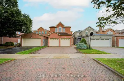 Detached in Toronto