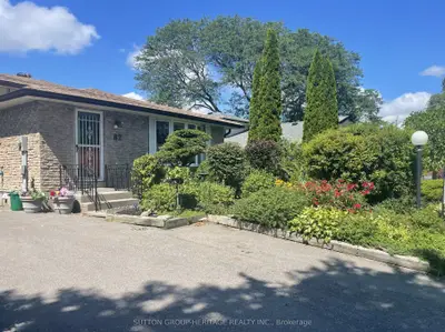 82 Claymore Crescent, Oshawa, On L1g 6g2