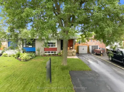 Semi-Detached in Pickering