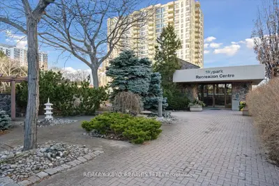 225 Bamburgh Circle 511, Toronto, On M1w 3x9