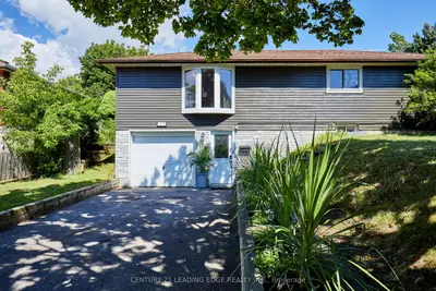 Detached in Oshawa