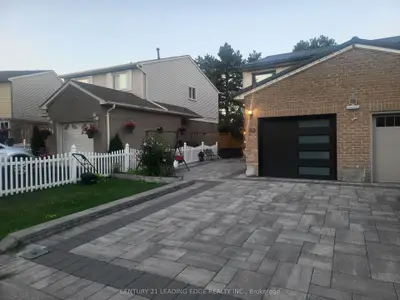 63 Nabob Crescent, Toronto, On M1b 2z1