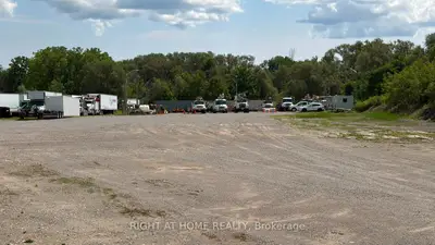 3315 Hwy 7 Highway, Pickering, On L1x 2w3