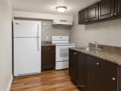 373 Strathmore Boulevard Basement, Toronto, On M4c 1n4