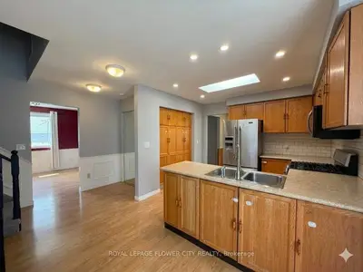 5 Pinedale Crescent, Clarington, On L1e 1c1