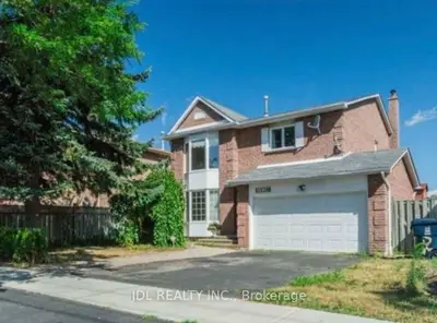 Detached in Toronto