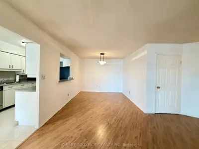 175 Bamburgh Circle 1613, Toronto, On M1w 3x8