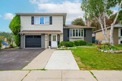 48 Highcastle Road, Toronto, On M1e 4n1