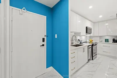 100 Mornelle Court 1059, Toronto, On M1e 4x2