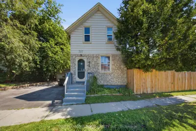 387 Albert Street, Oshawa, On L1h 4s3