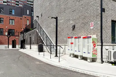 10 Calamint Lane 66, Toronto, On M1w 2h1