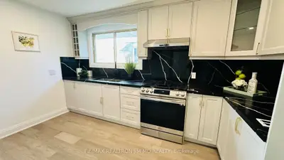 65 Heaslip Terrace Upper, Toronto, On M1t 1w8