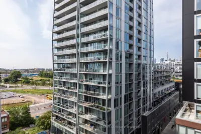 45 Baseball Place 902, Toronto, On M4m 0h1