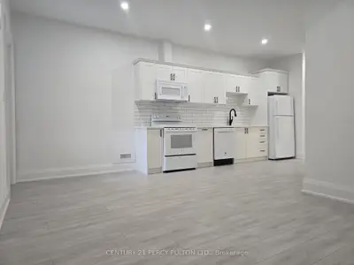195 Danforth Road Bsmt, Toronto, On M1l 3x1