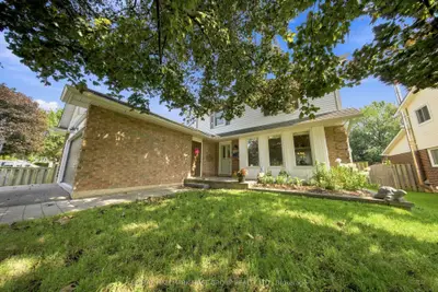 119 Frederick Street, Whitby, On L1n 6k1
