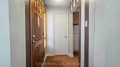 32 Frey Crescent Main, Toronto, On M1r 2c6