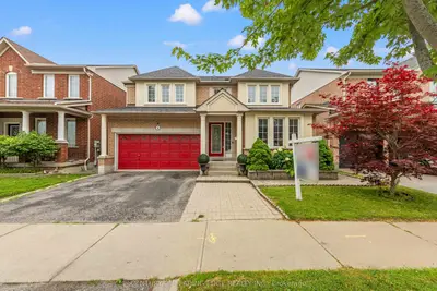 5 Haskell Avenue, Ajax, On L1t 4y9