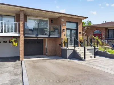 52 Revlis Crescent, Toronto, On M1v 1e9