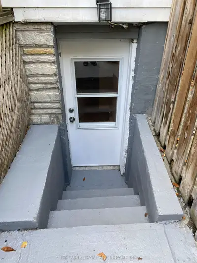 61 Rushbrooke Avenue Lower, Toronto, On M4m 3a8