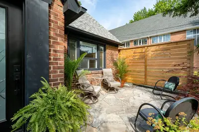 110 Lakeside Avenue, Toronto, On M1n 3c1