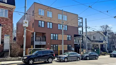 45 Connaught Avenue 103, Toronto, On M4l 2v8
