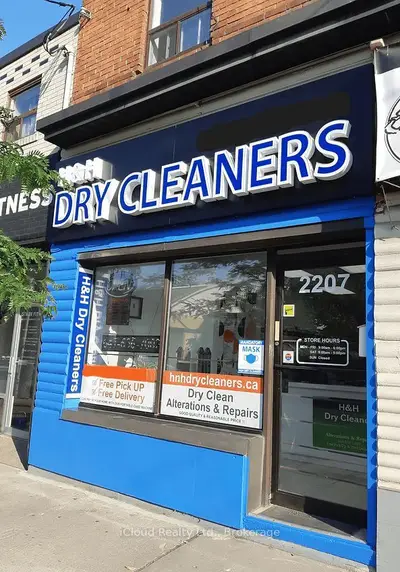 2207 Gerrard Street E, Toronto, On M4e 2c8