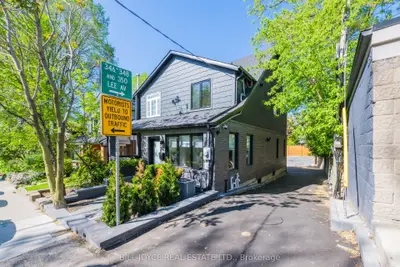 350 Lee Avenue, Toronto, On M4e 2p8