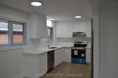 15 Cedar Brae Boulevard, Toronto, On M1j 2k1