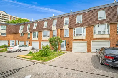 100 Bridletowne Circle 33, Toronto, On M1w 2g8