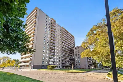 Condo Apartment in Toronto