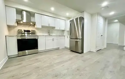 214 Flood Avenue Bsmt, Clarington, On L1b 0w6