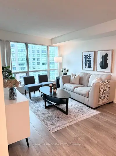 18 Lee Centre Drive 2110, Toronto, On M1h 3h5